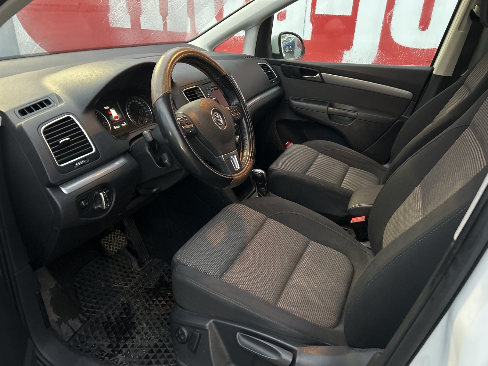 VOLKSWAGEN Sharan 2015