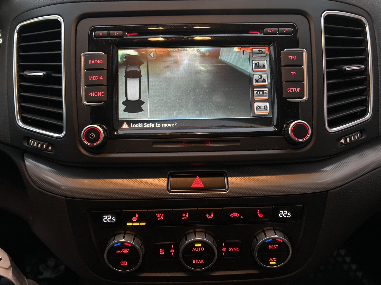 VOLKSWAGEN Sharan 2015