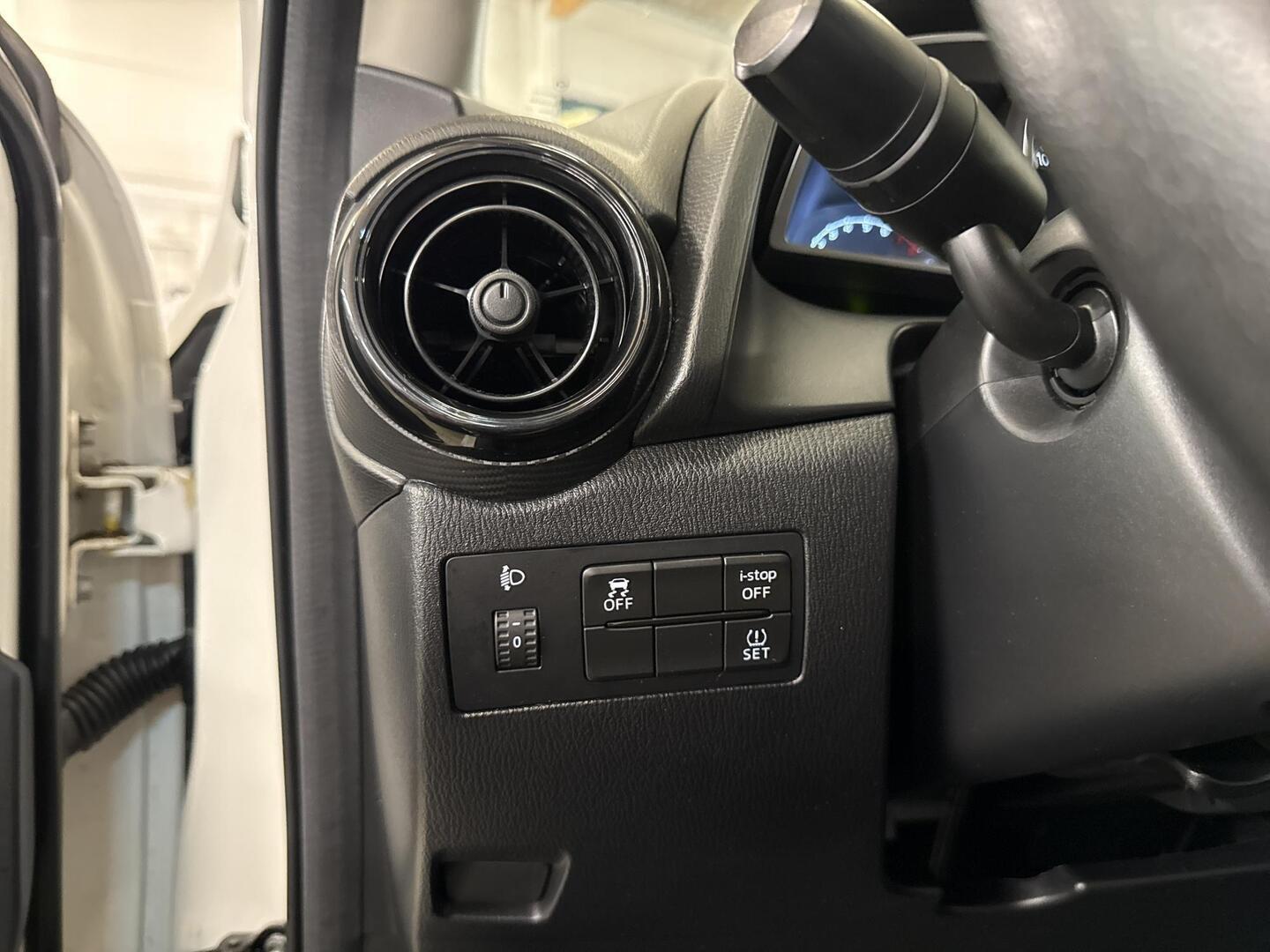 MAZDA 2 2019