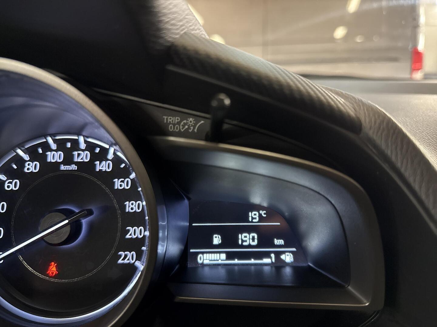 MAZDA 2 2019