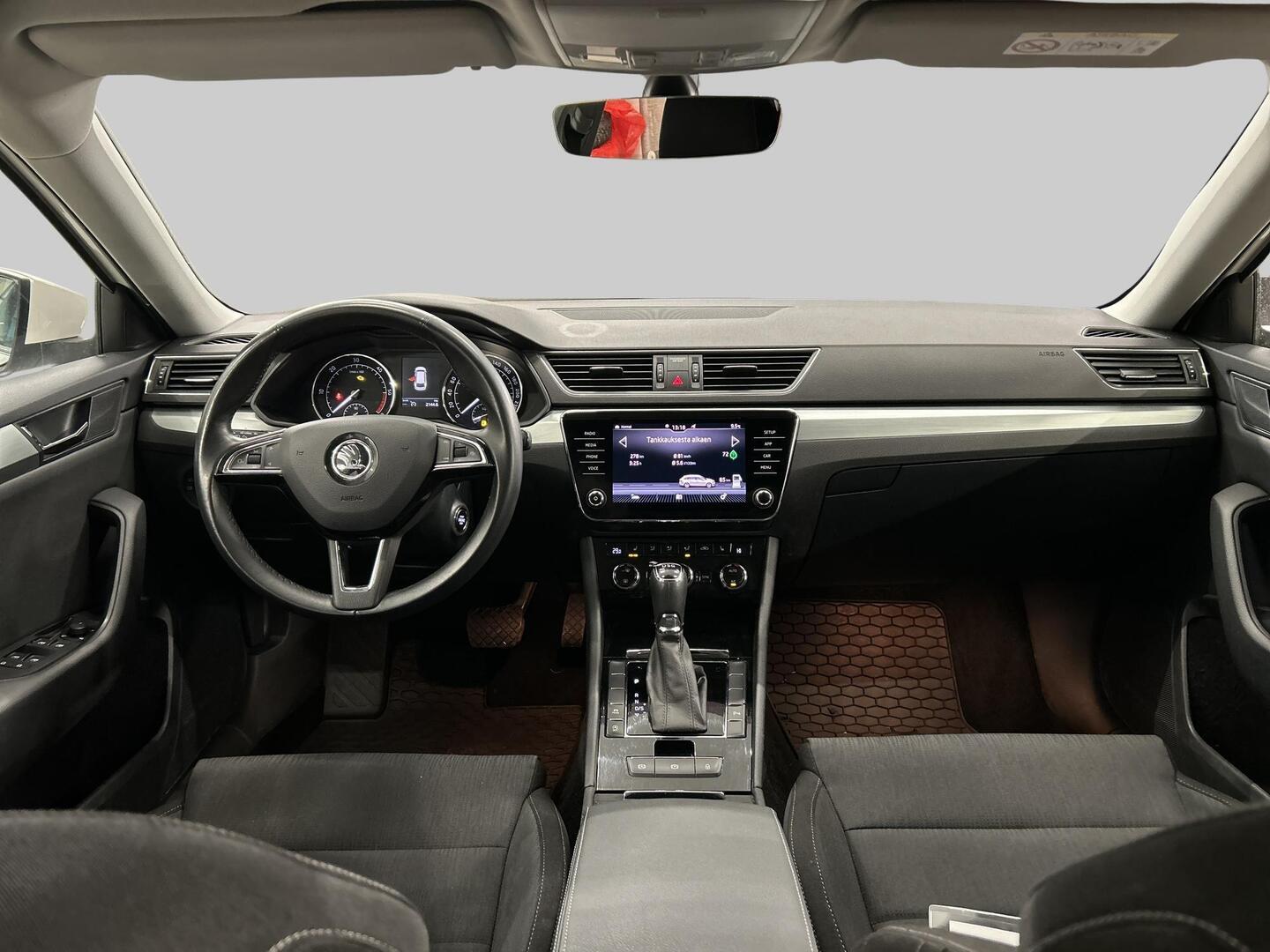SKODA Superb 2019
