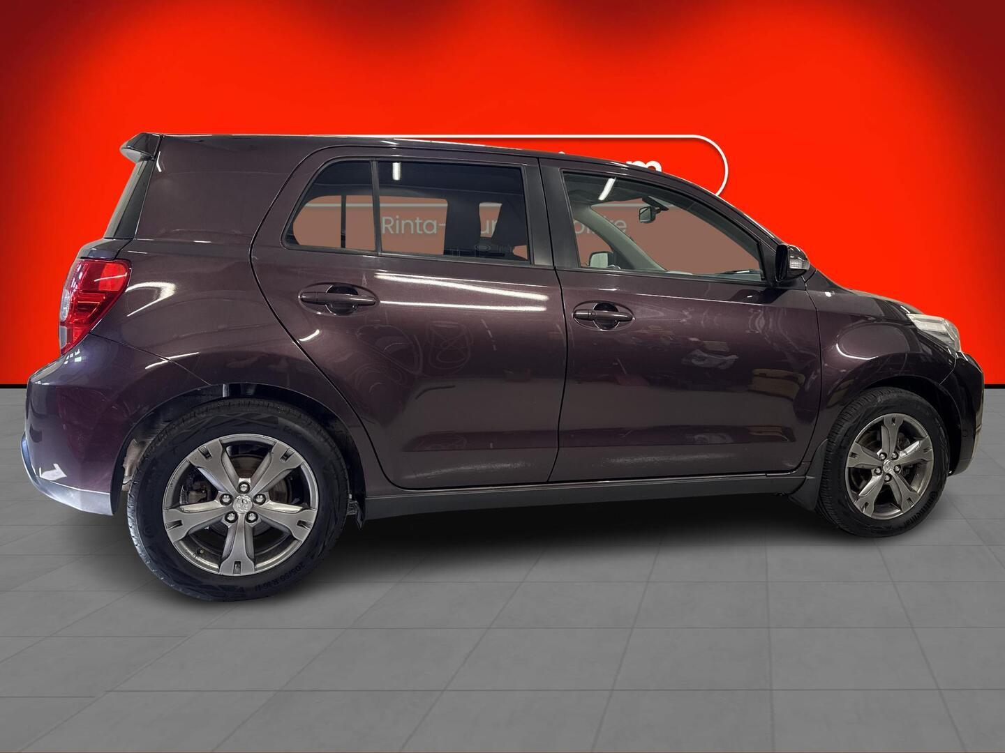 TOYOTA Urban Cruiser 2009