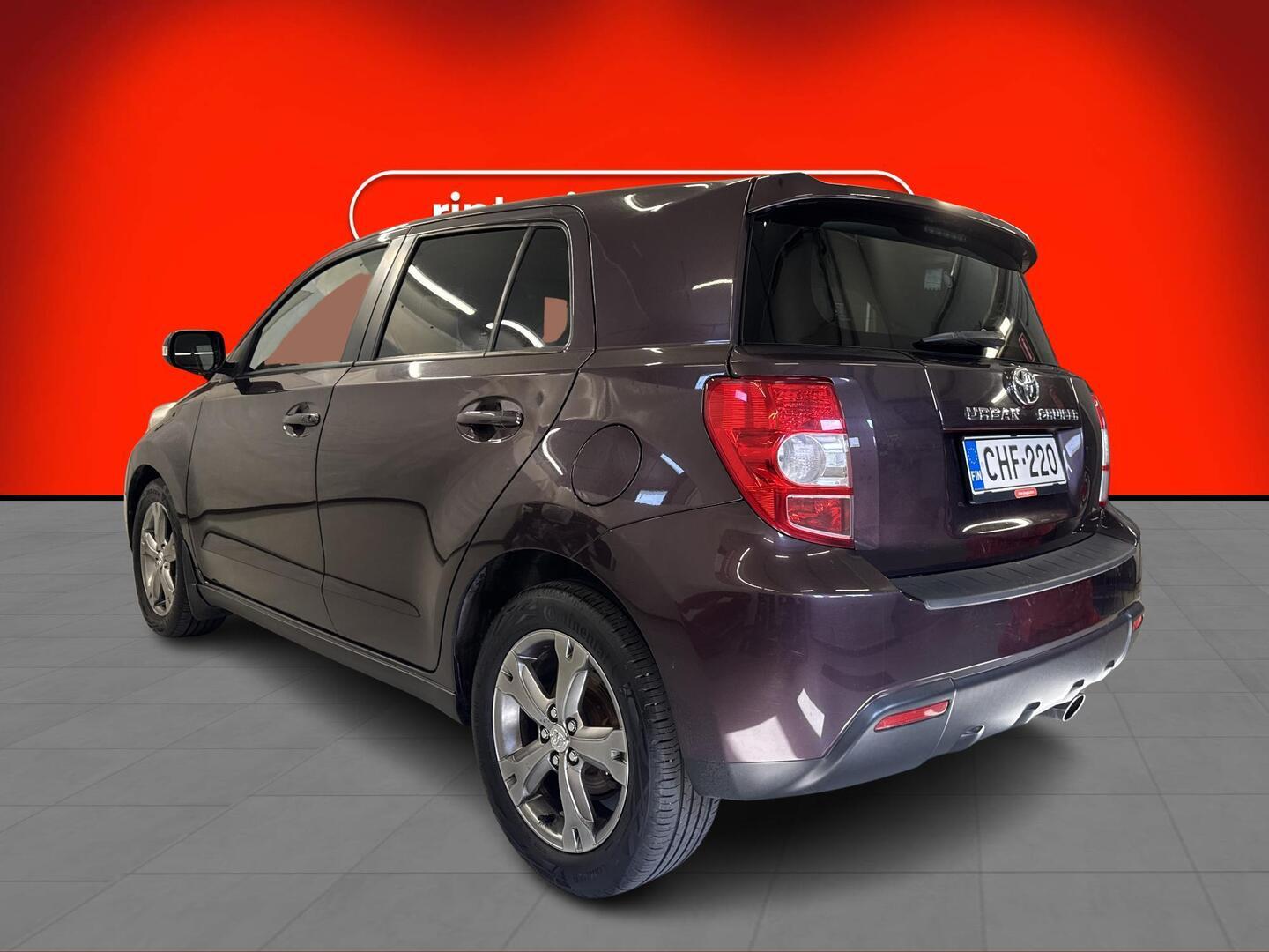 TOYOTA Urban Cruiser 2009