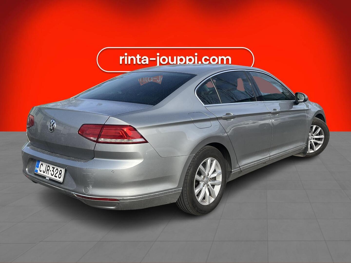 VOLKSWAGEN Passat 2014