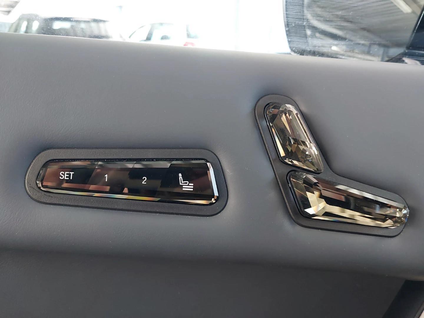 BMW IX M60 2023