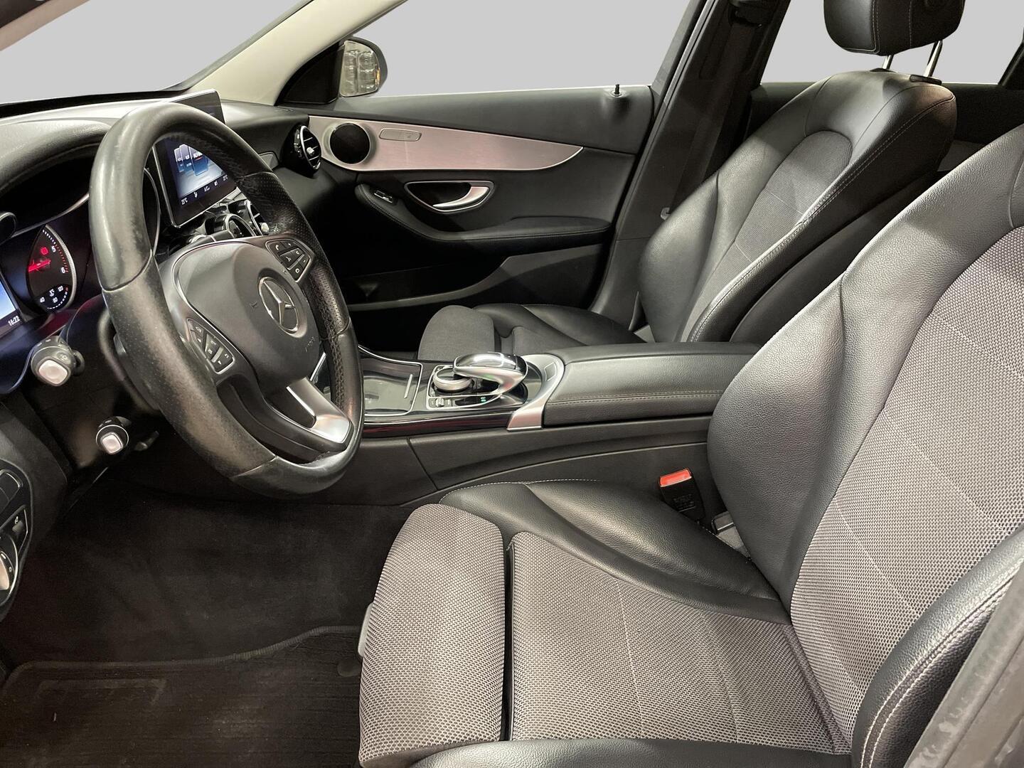 MERCEDES-BENZ C 2017