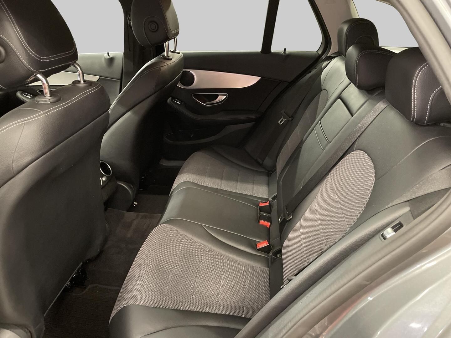 MERCEDES-BENZ C 2017