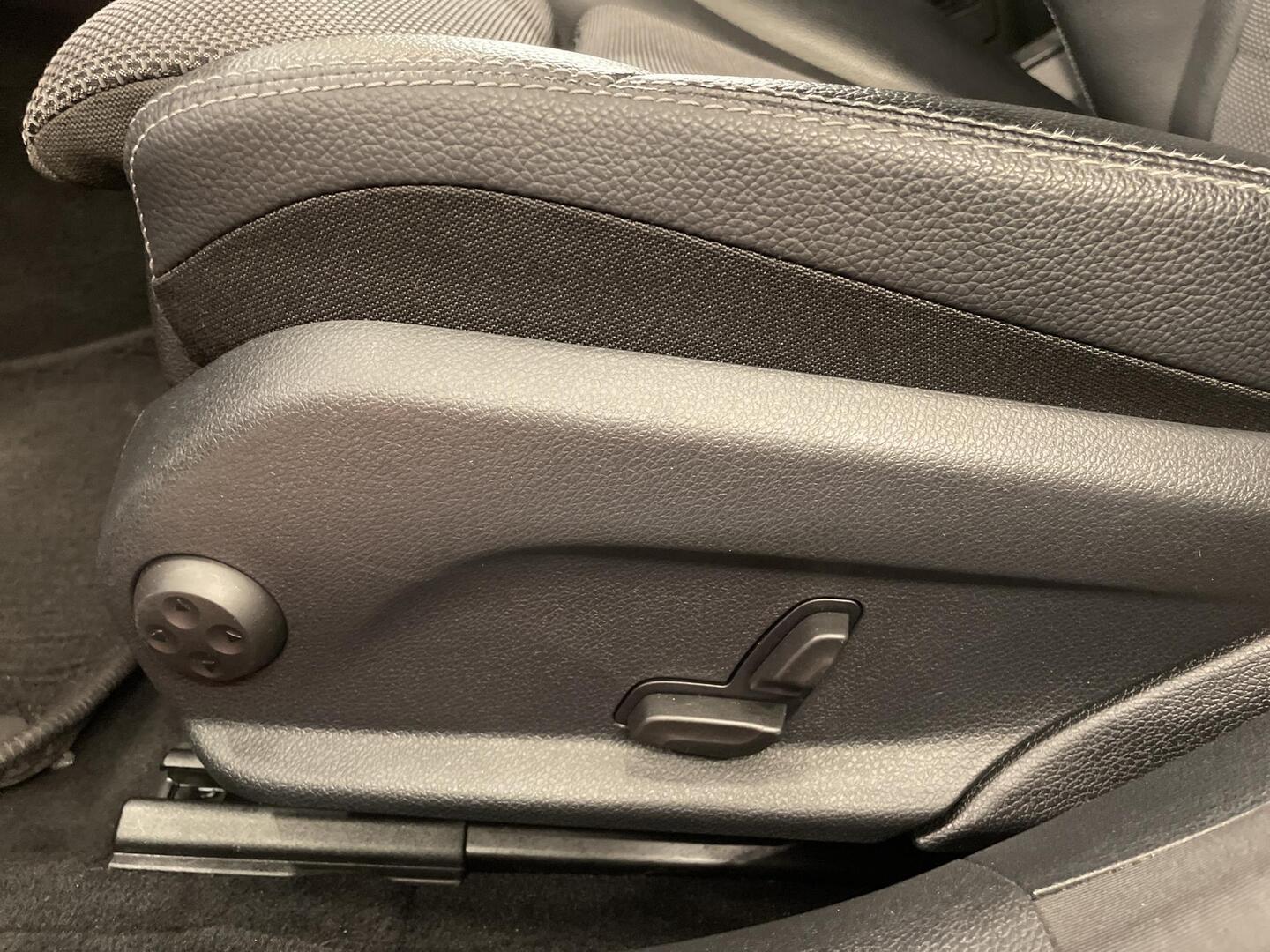 MERCEDES-BENZ C 2017