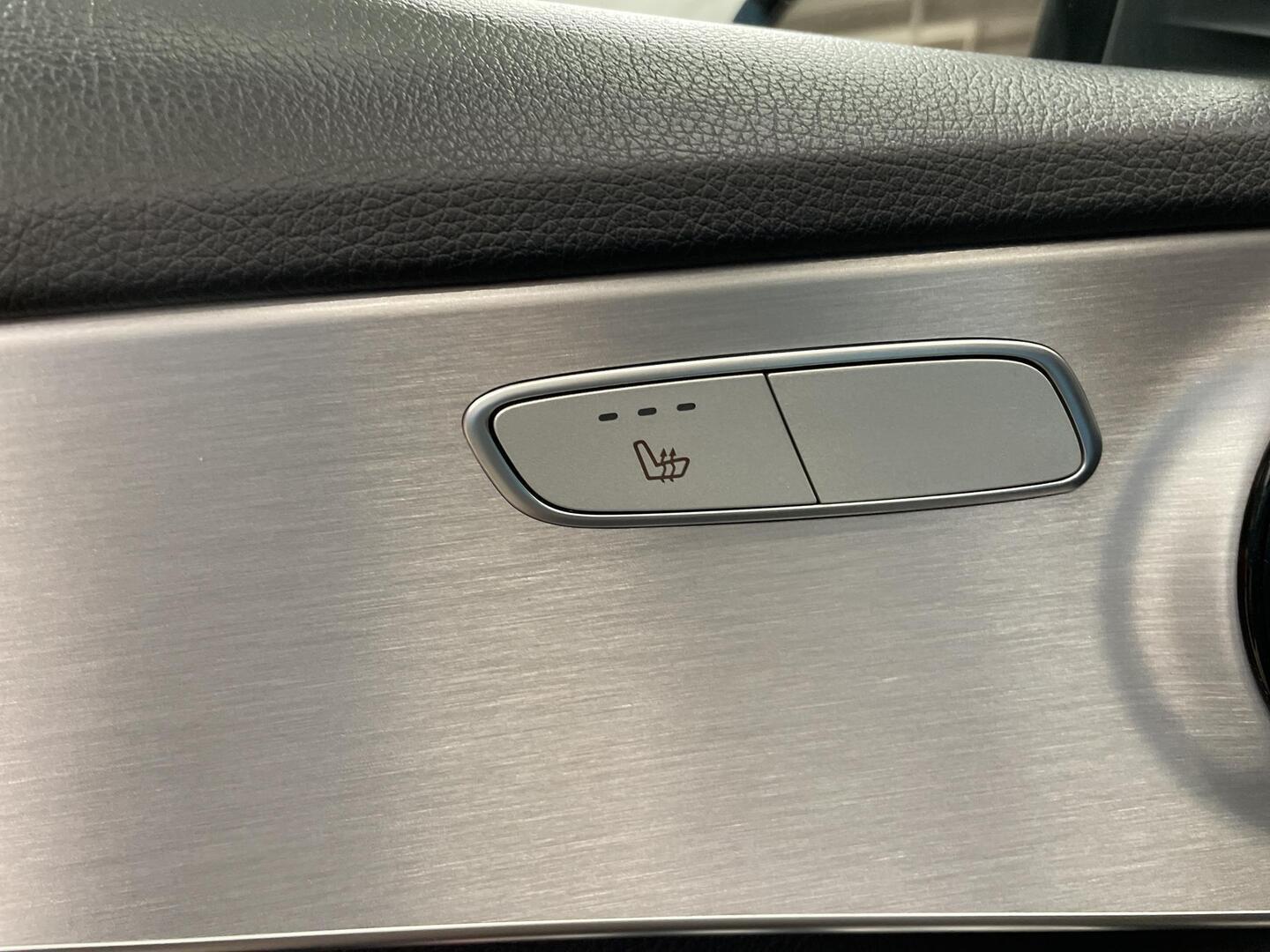 MERCEDES-BENZ C 2017