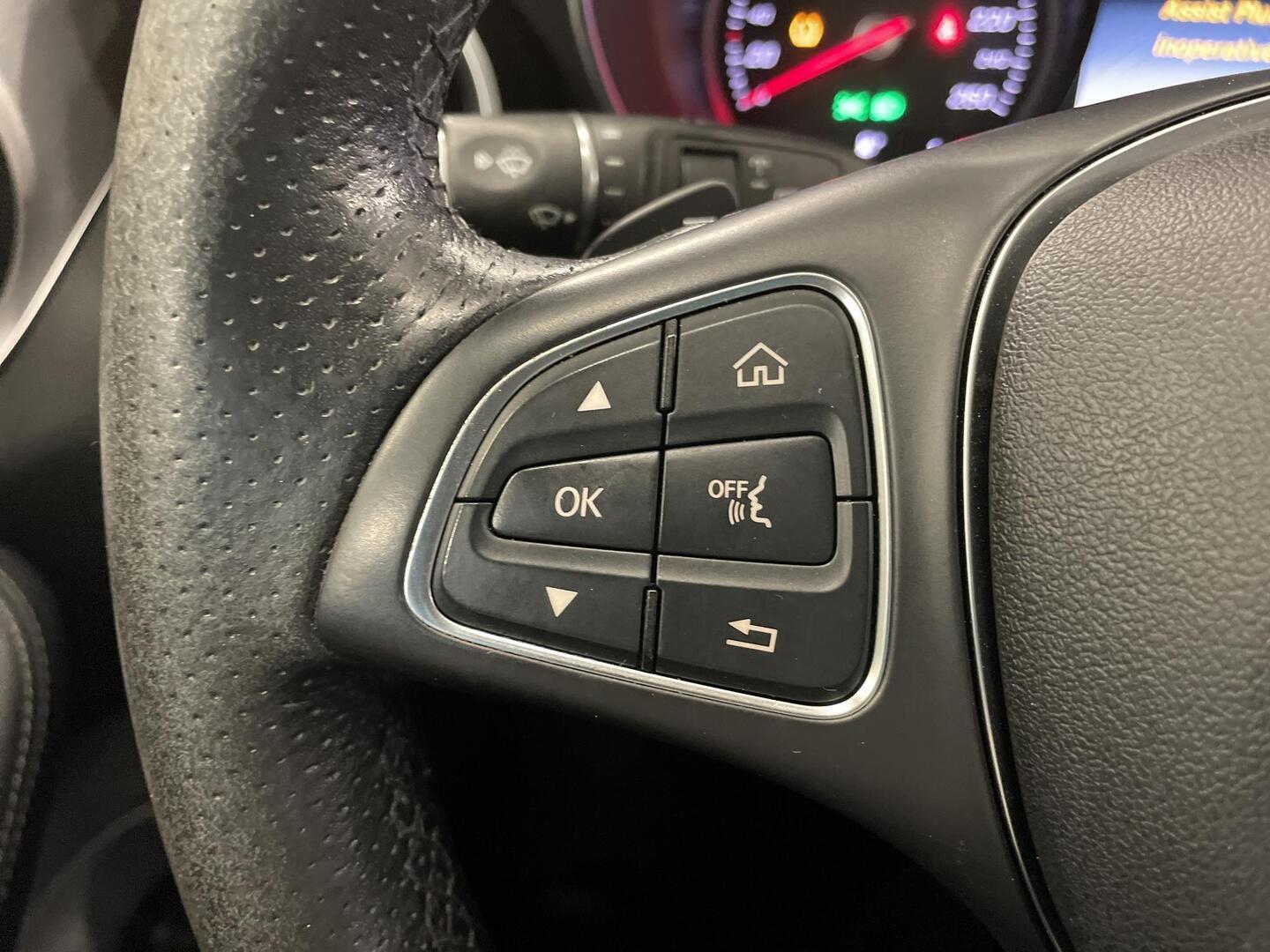 MERCEDES-BENZ C 2017