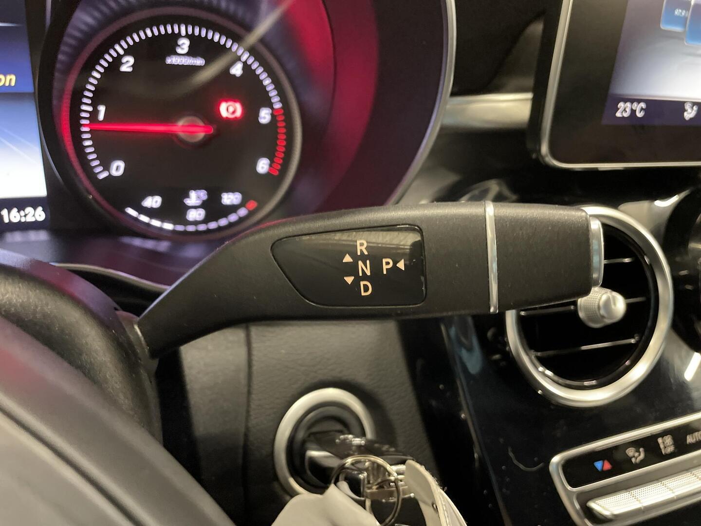 MERCEDES-BENZ C 2017