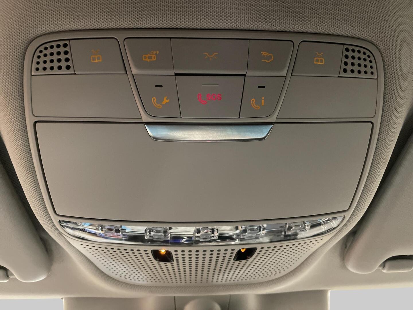 MERCEDES-BENZ C 2017