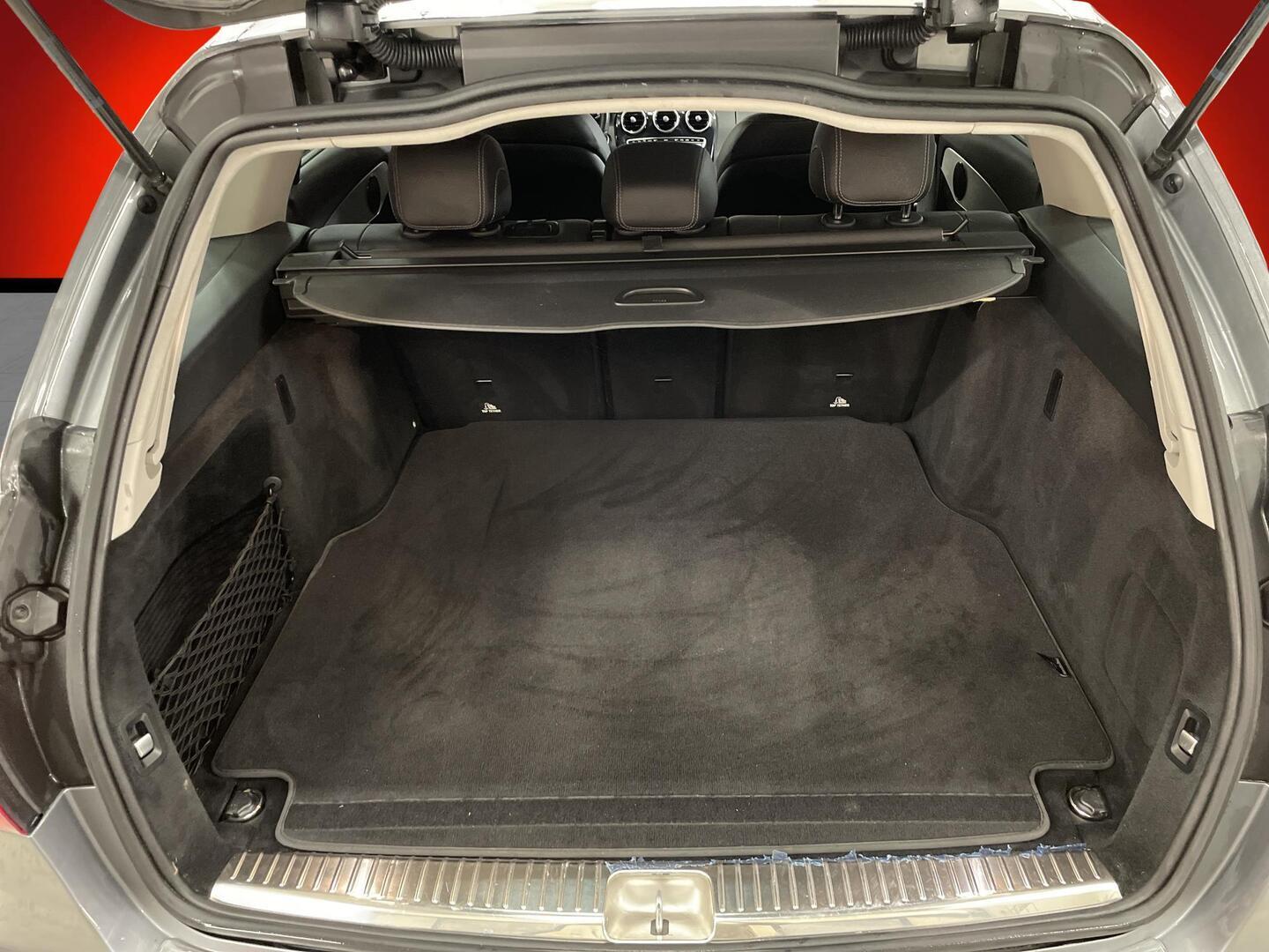 MERCEDES-BENZ C 2017