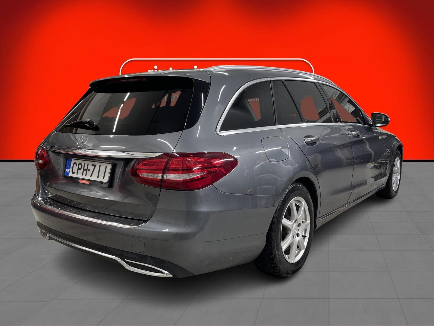 MERCEDES-BENZ C 2017