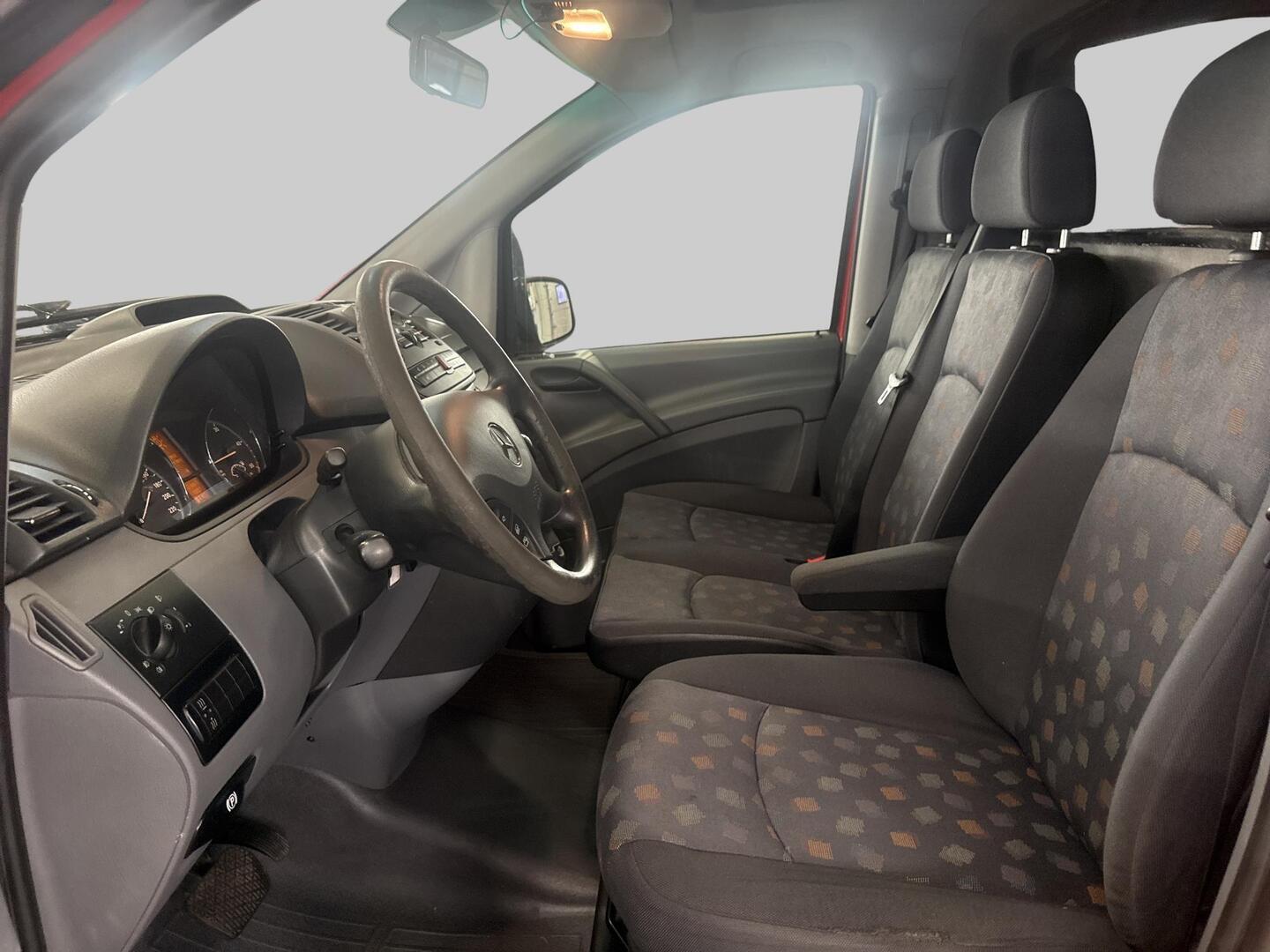 MERCEDES-BENZ Vito 2011