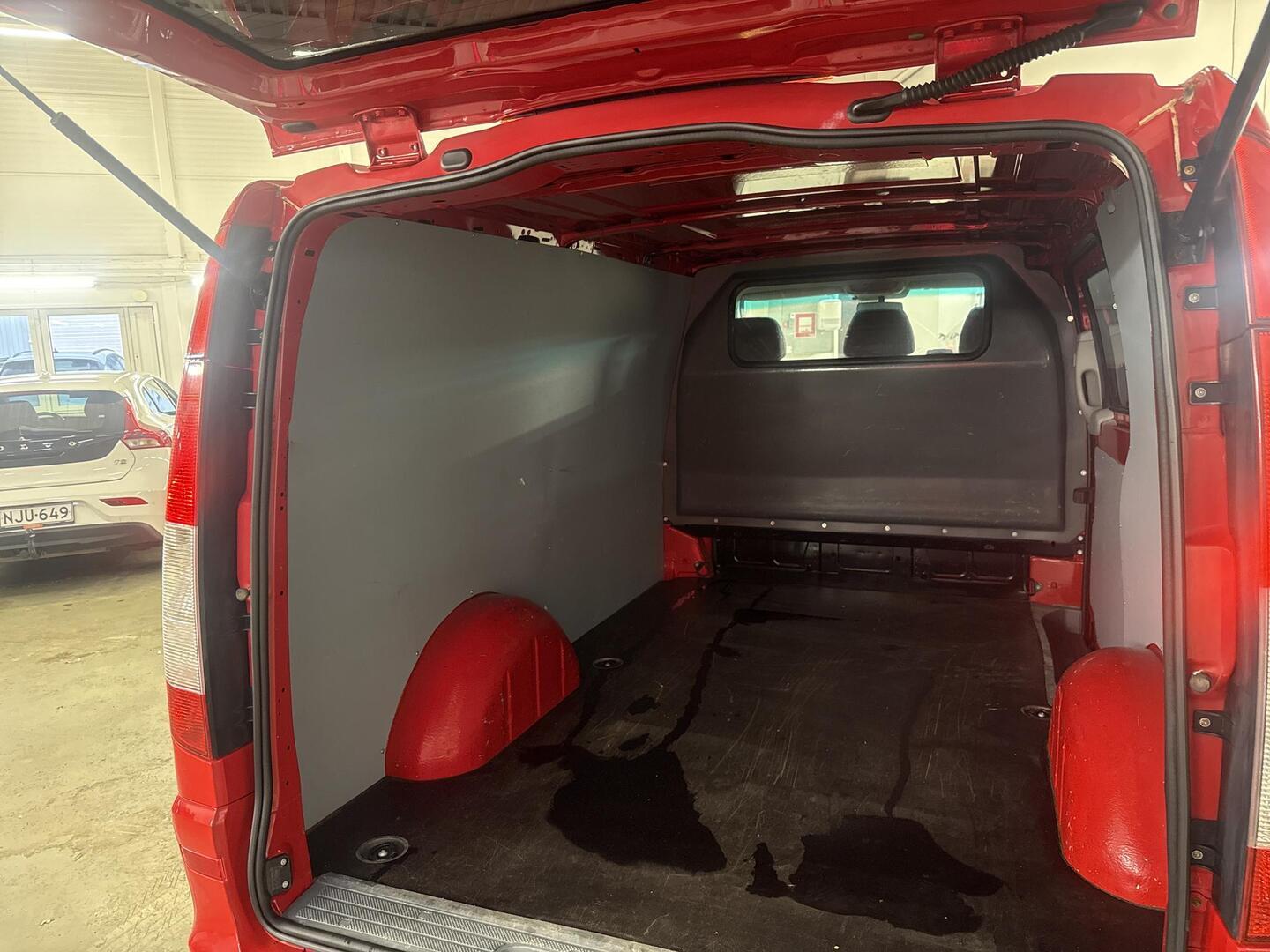 MERCEDES-BENZ Vito 2011