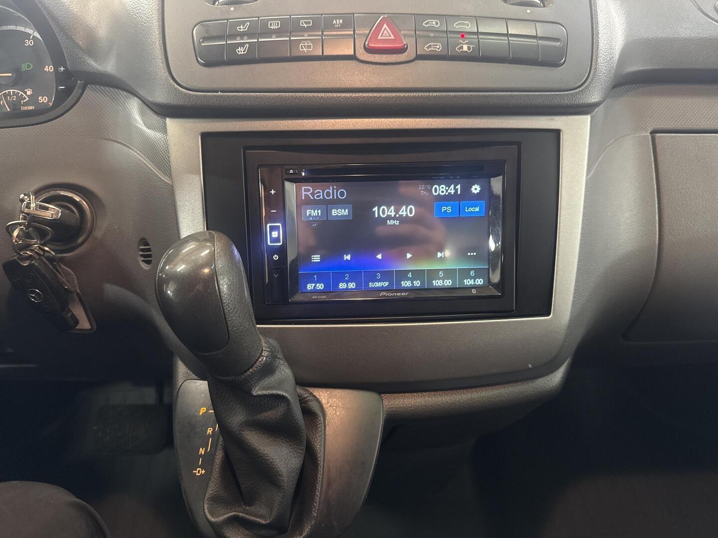 MERCEDES-BENZ Vito 2011