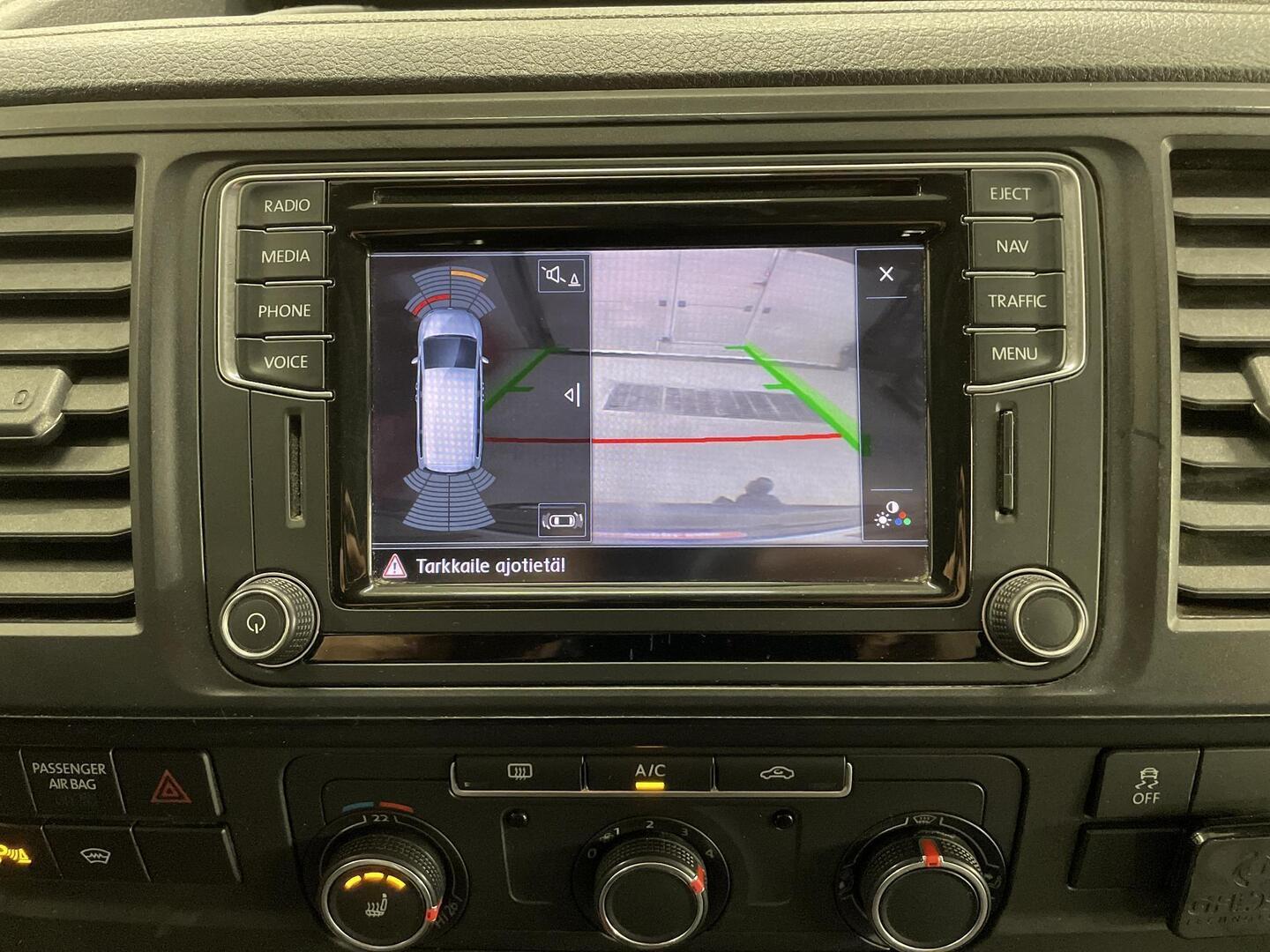 VOLKSWAGEN Transporter 2016