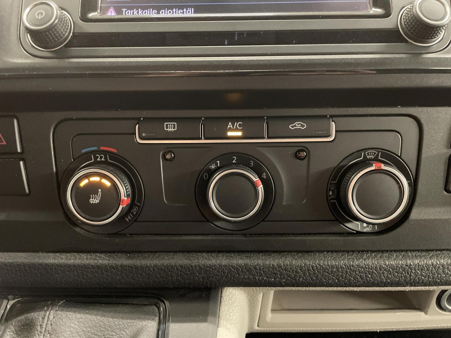 VOLKSWAGEN Transporter 2016