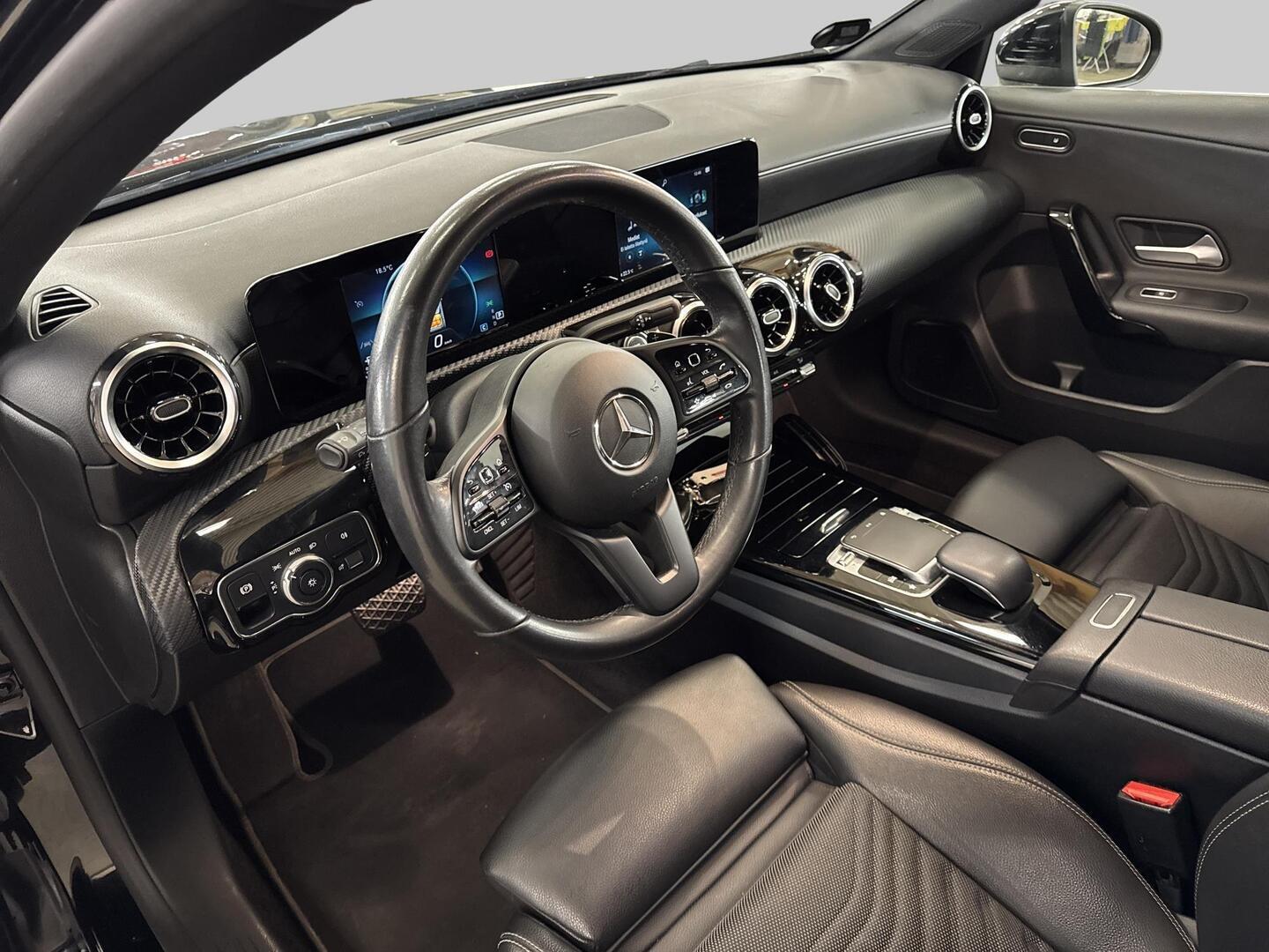 MERCEDES-BENZ A 2019
