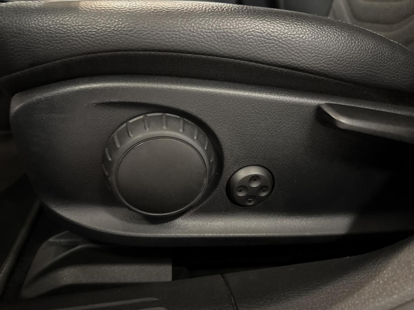 MERCEDES-BENZ A 2019