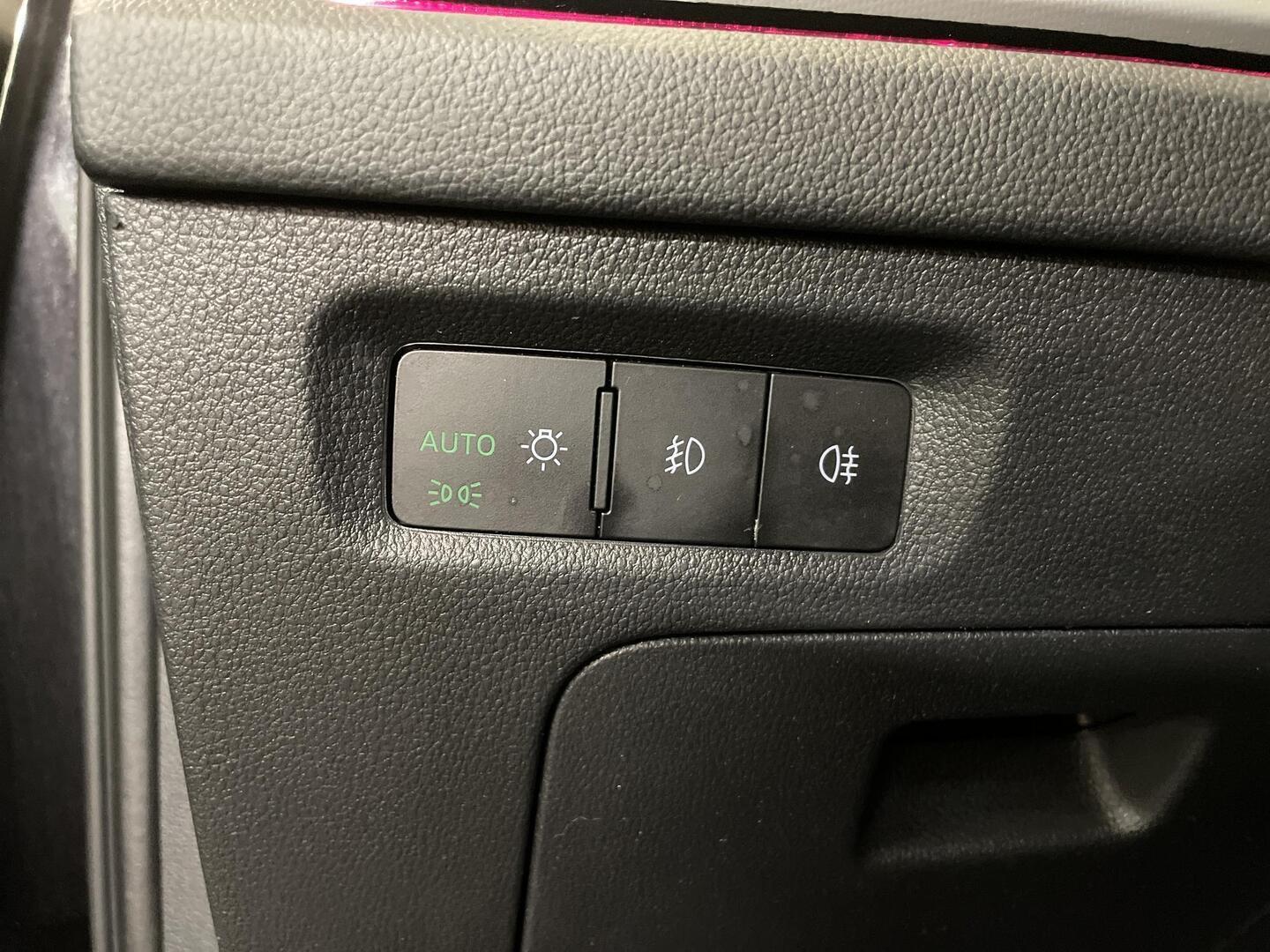 SKODA Octavia 2021