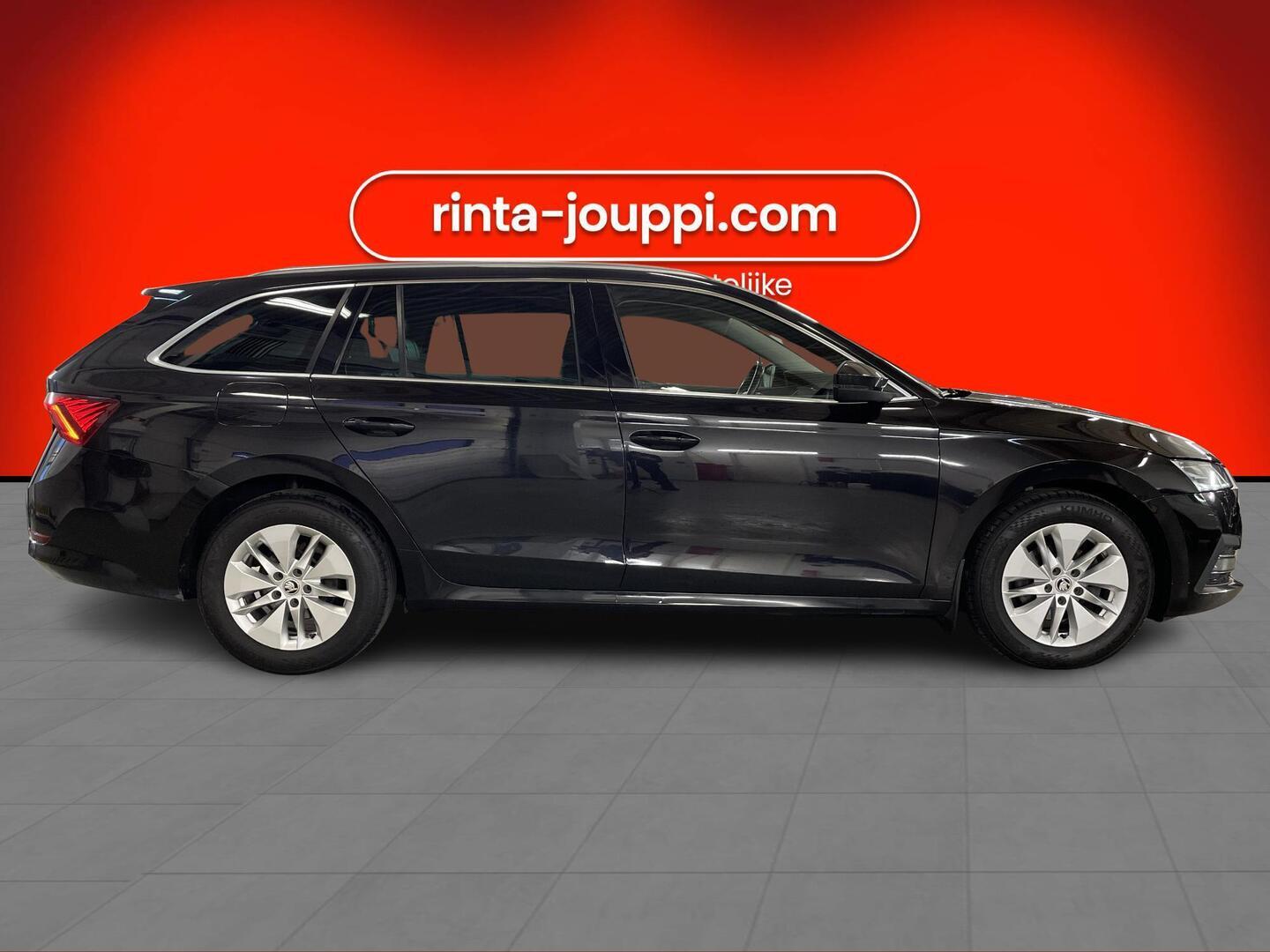 SKODA Octavia 2021