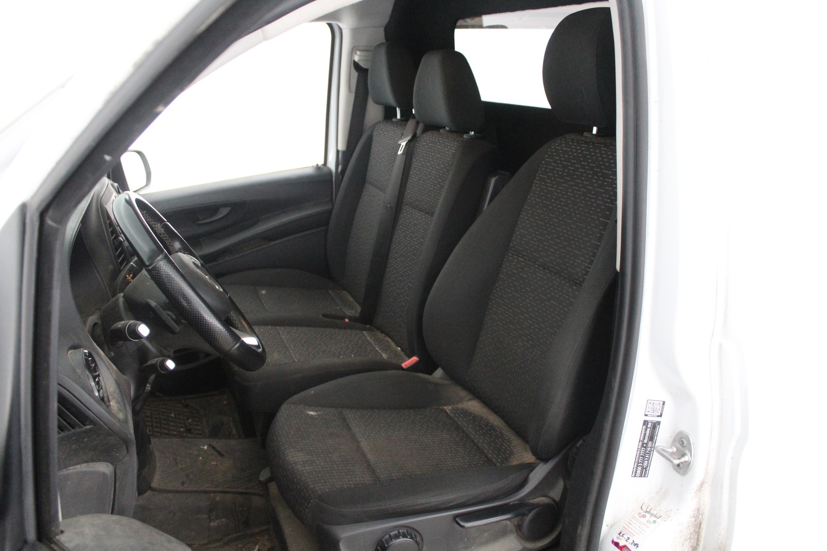 MERCEDES-BENZ Vito 2023