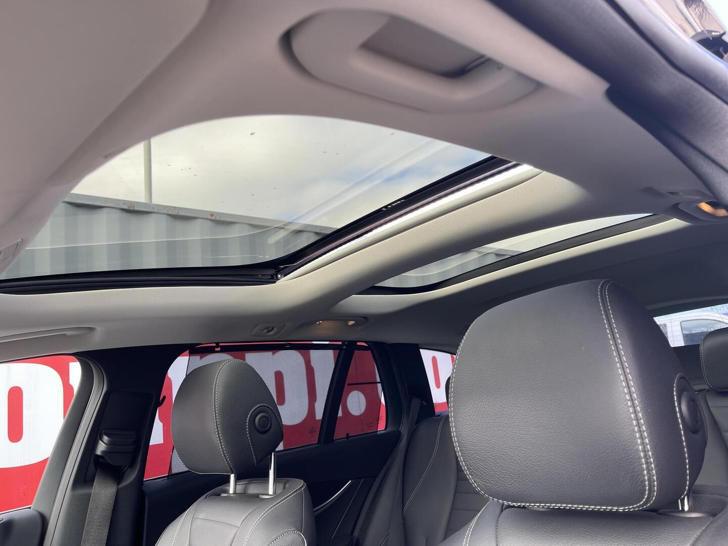 MERCEDES-BENZ E 2020