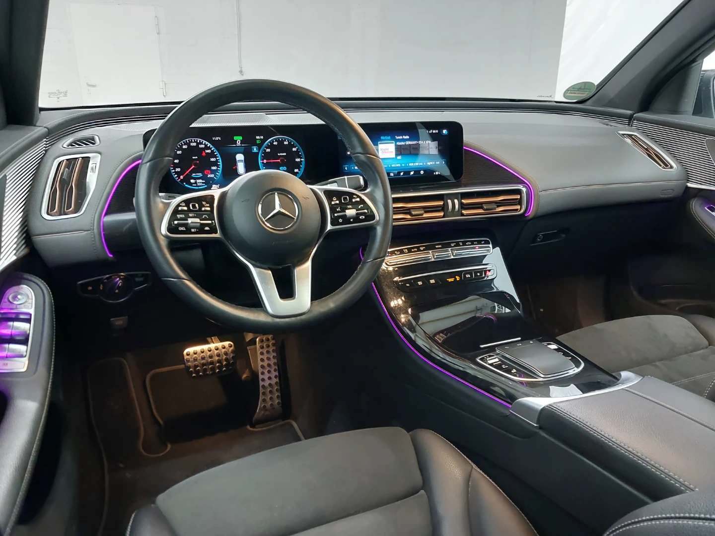 MERCEDES-BENZ EQC 2022