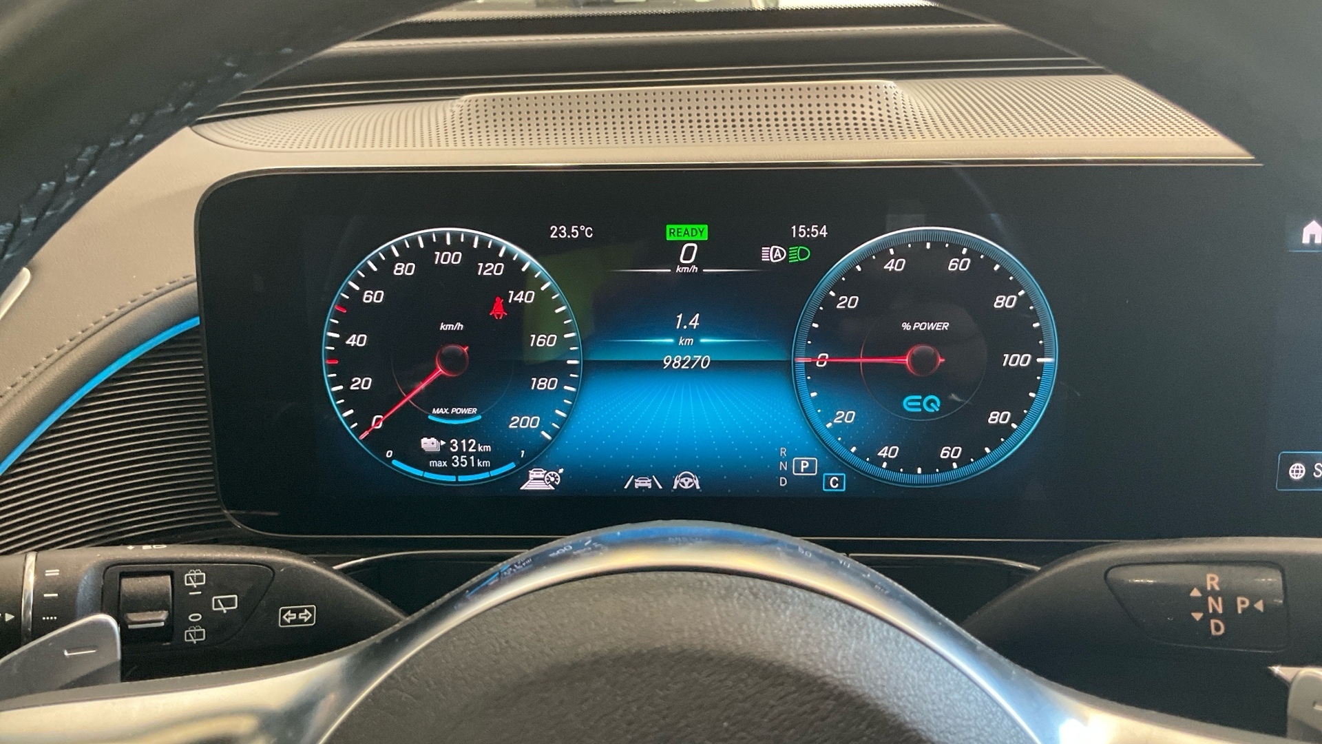 MERCEDES-BENZ EQC 2022