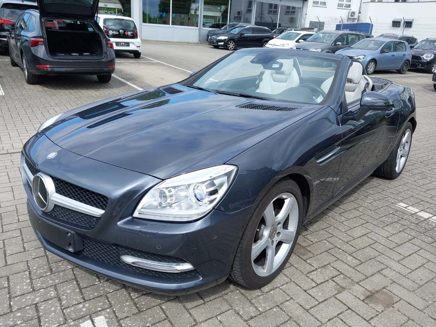 MERCEDES-BENZ SLK 2012
