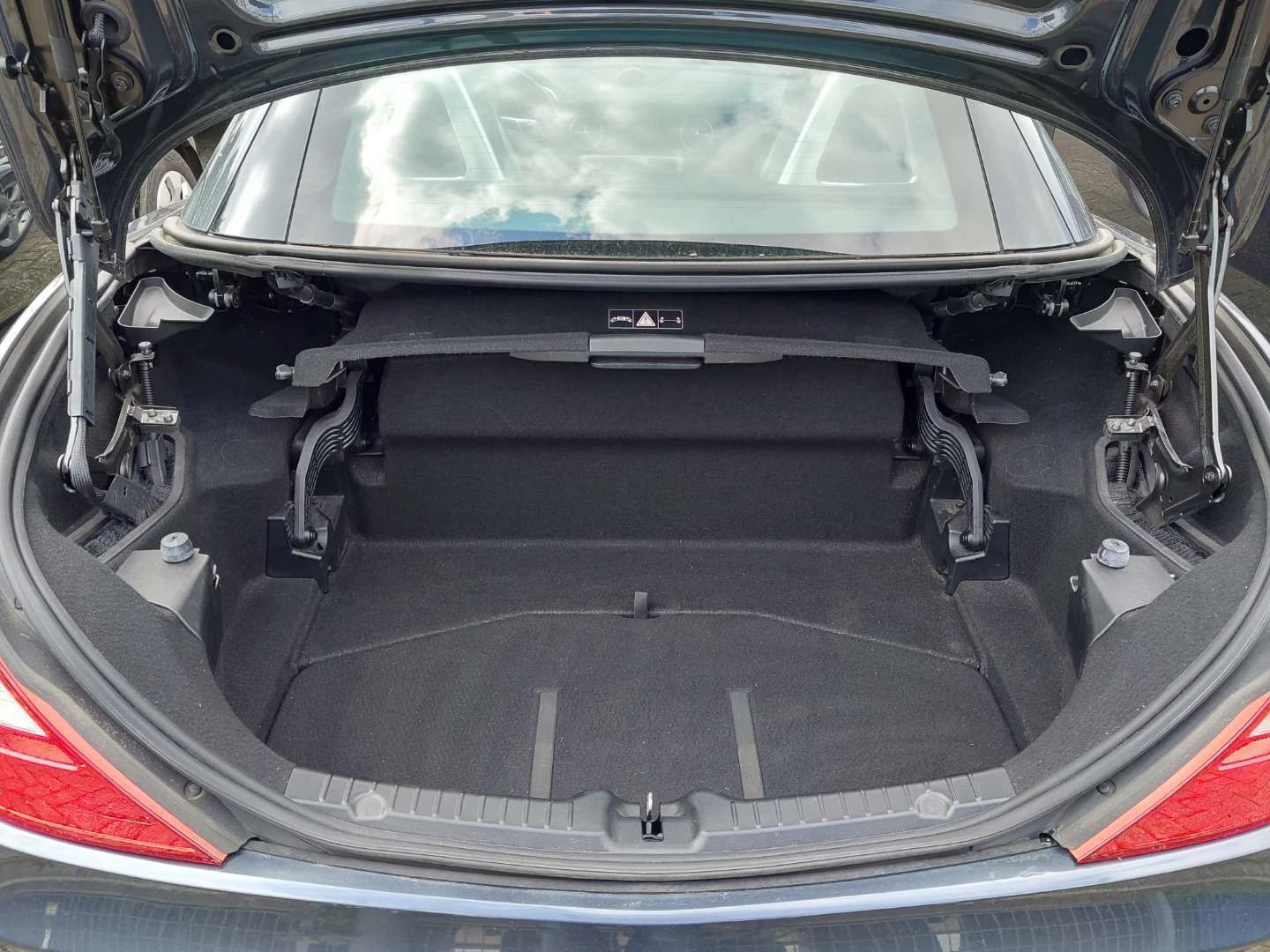 MERCEDES-BENZ SLK 2012