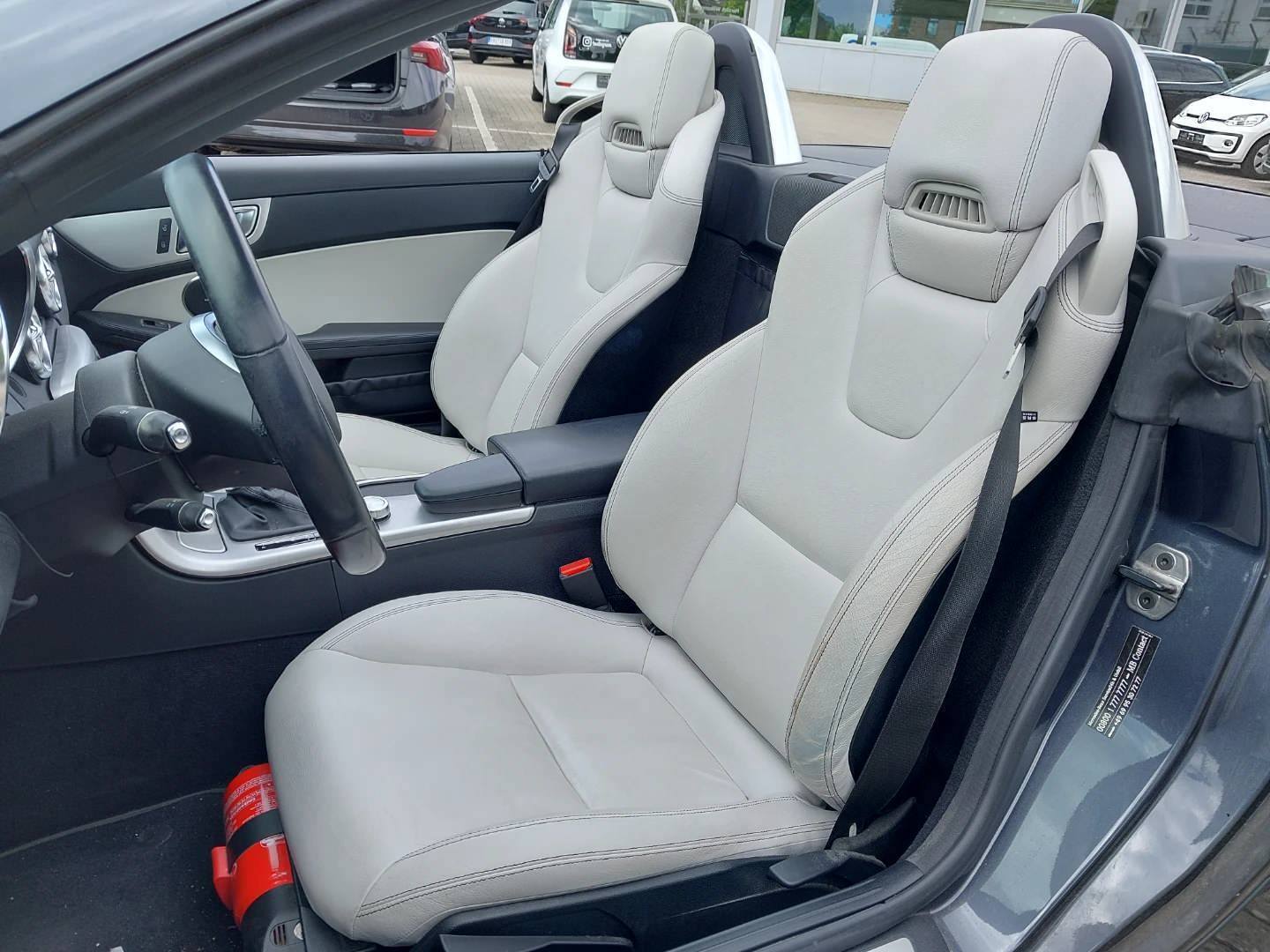 MERCEDES-BENZ SLK 2012