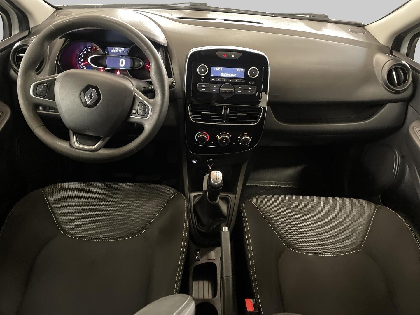 RENAULT Clio 2016