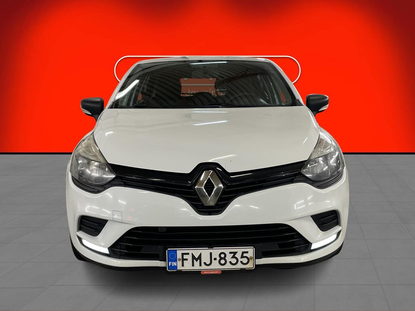 RENAULT Clio 2016