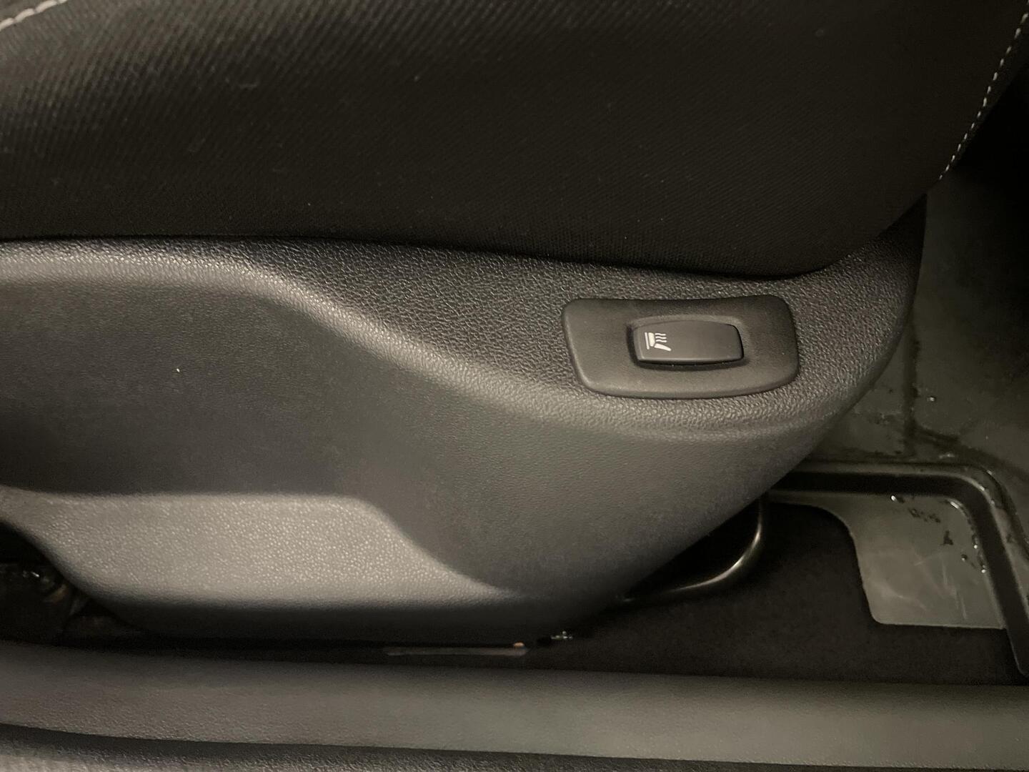 RENAULT Clio 2016