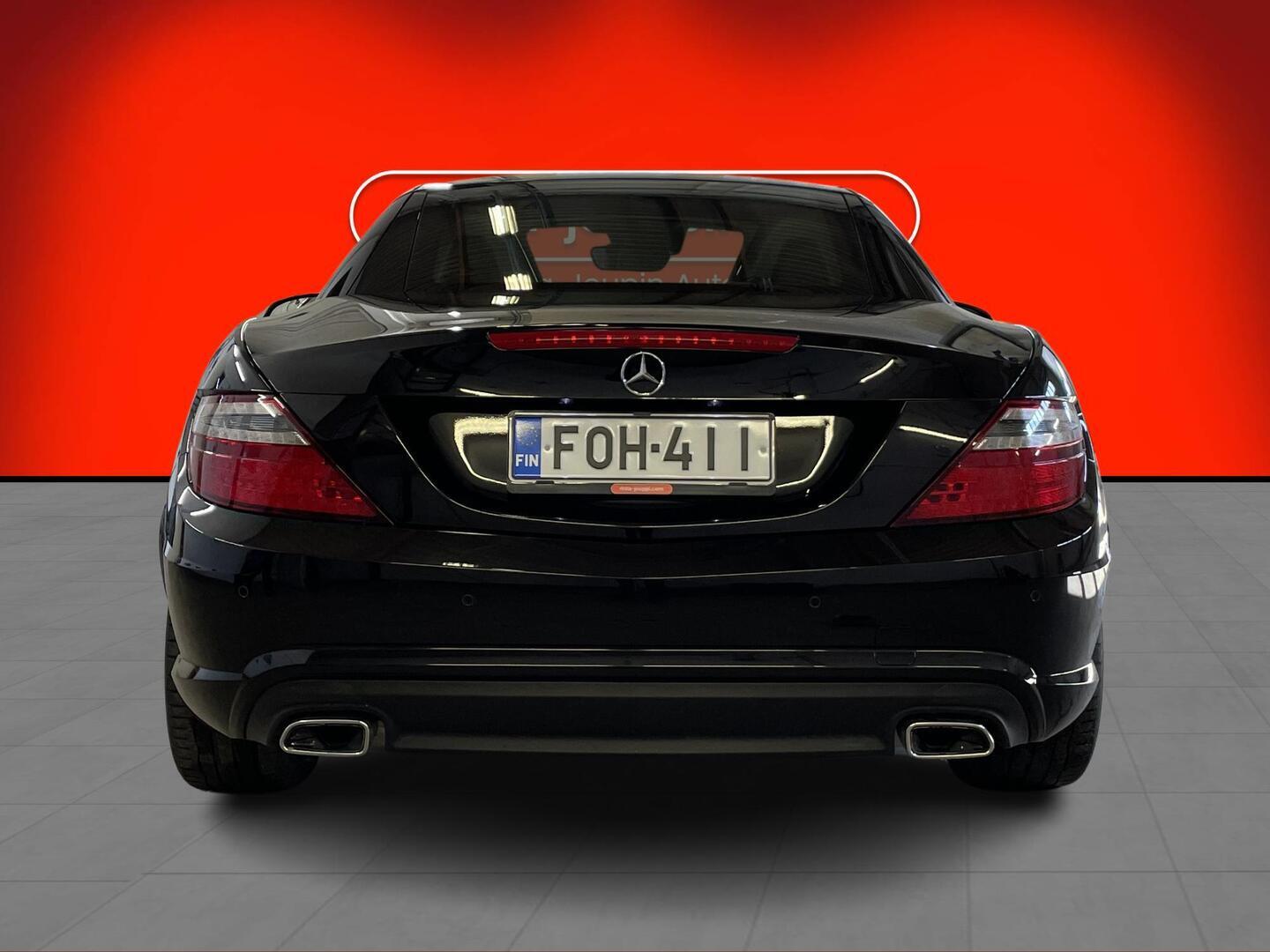 MERCEDES-BENZ SLK 2011
