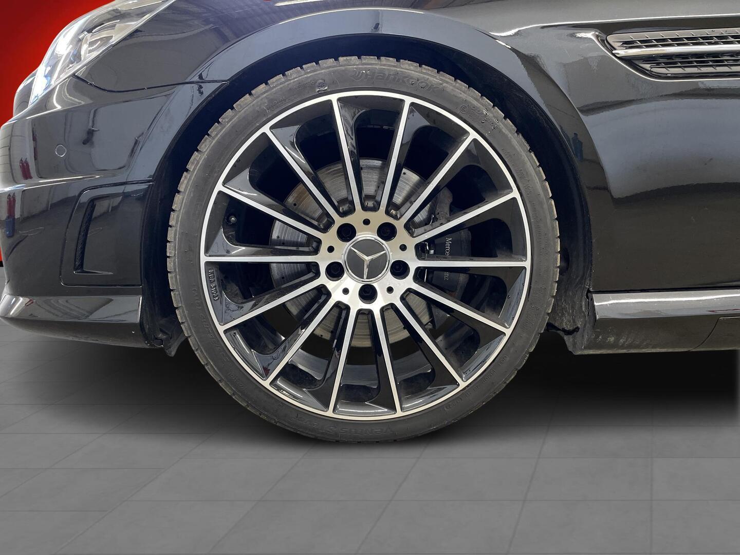 MERCEDES-BENZ SLK 2011