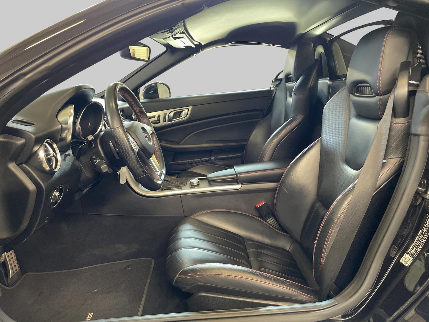 MERCEDES-BENZ SLK 2011