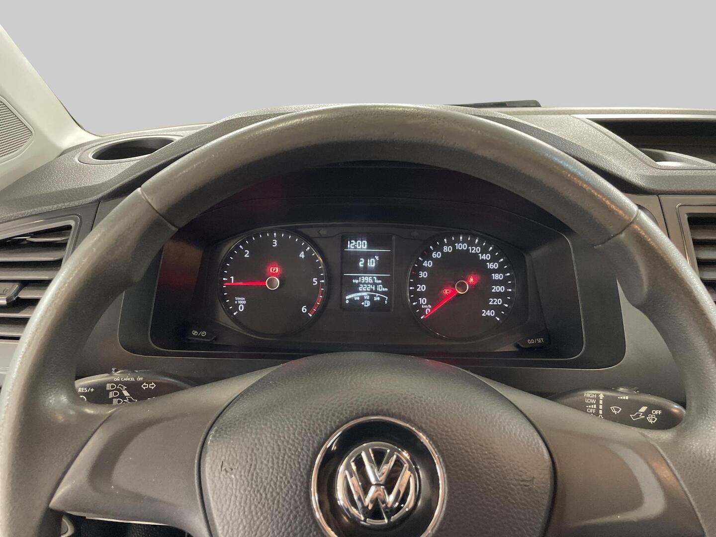 VOLKSWAGEN Transporter 2019