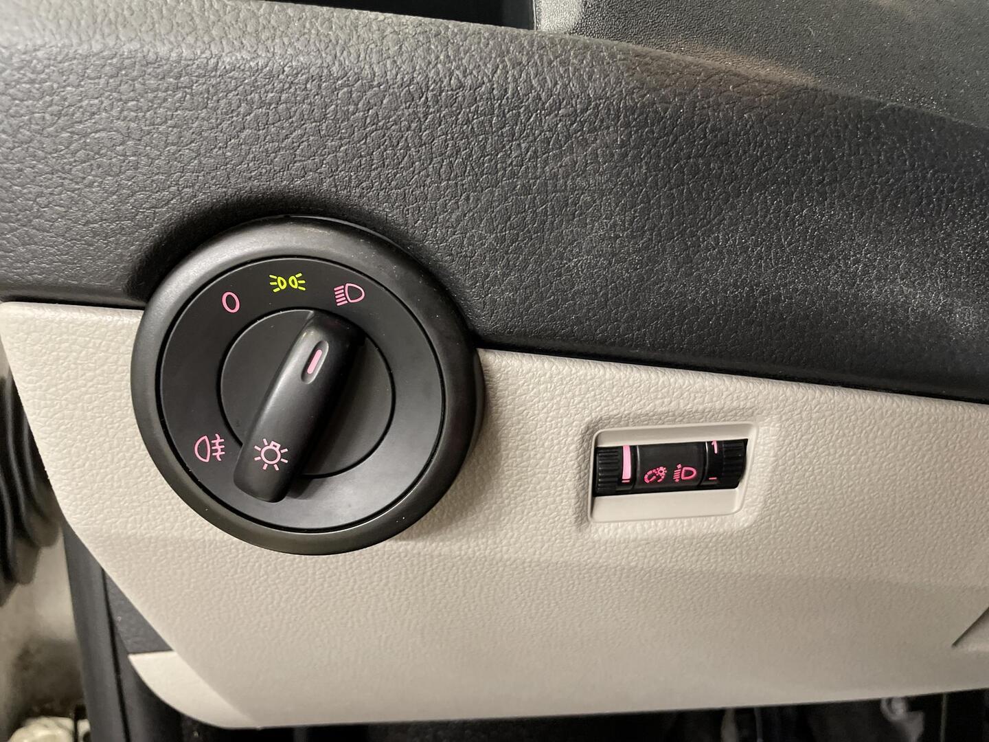 VOLKSWAGEN Transporter 2019
