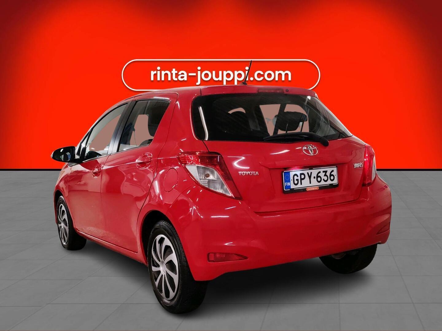 TOYOTA Yaris 2014