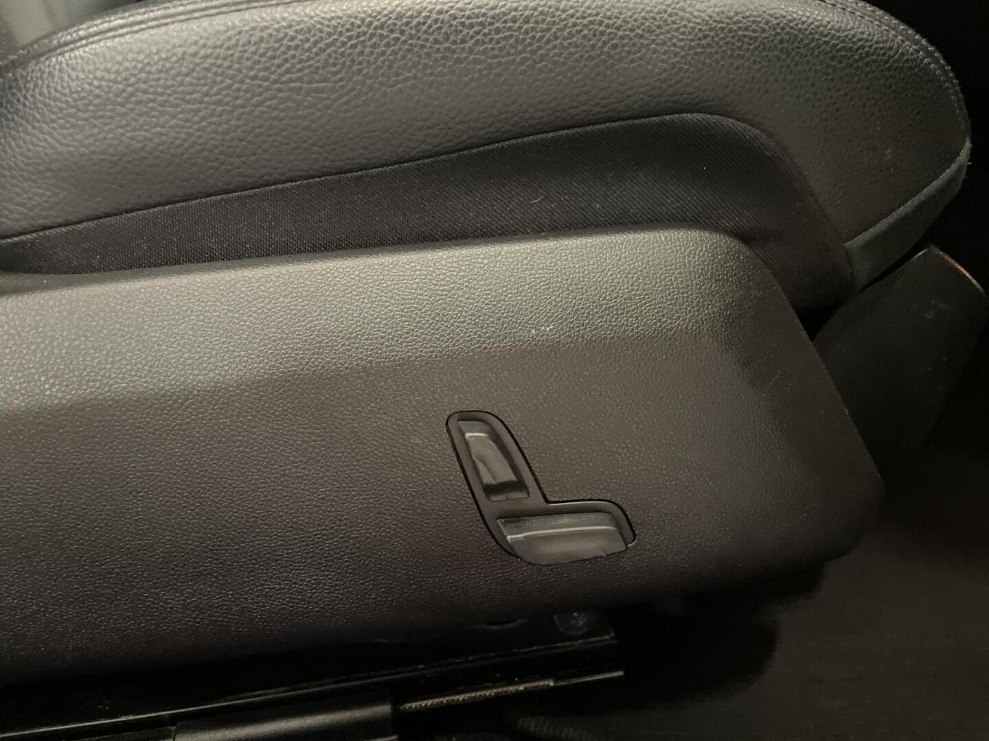 MERCEDES-BENZ E 2011