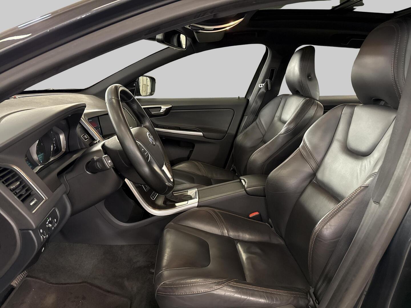 VOLVO XC60 2014