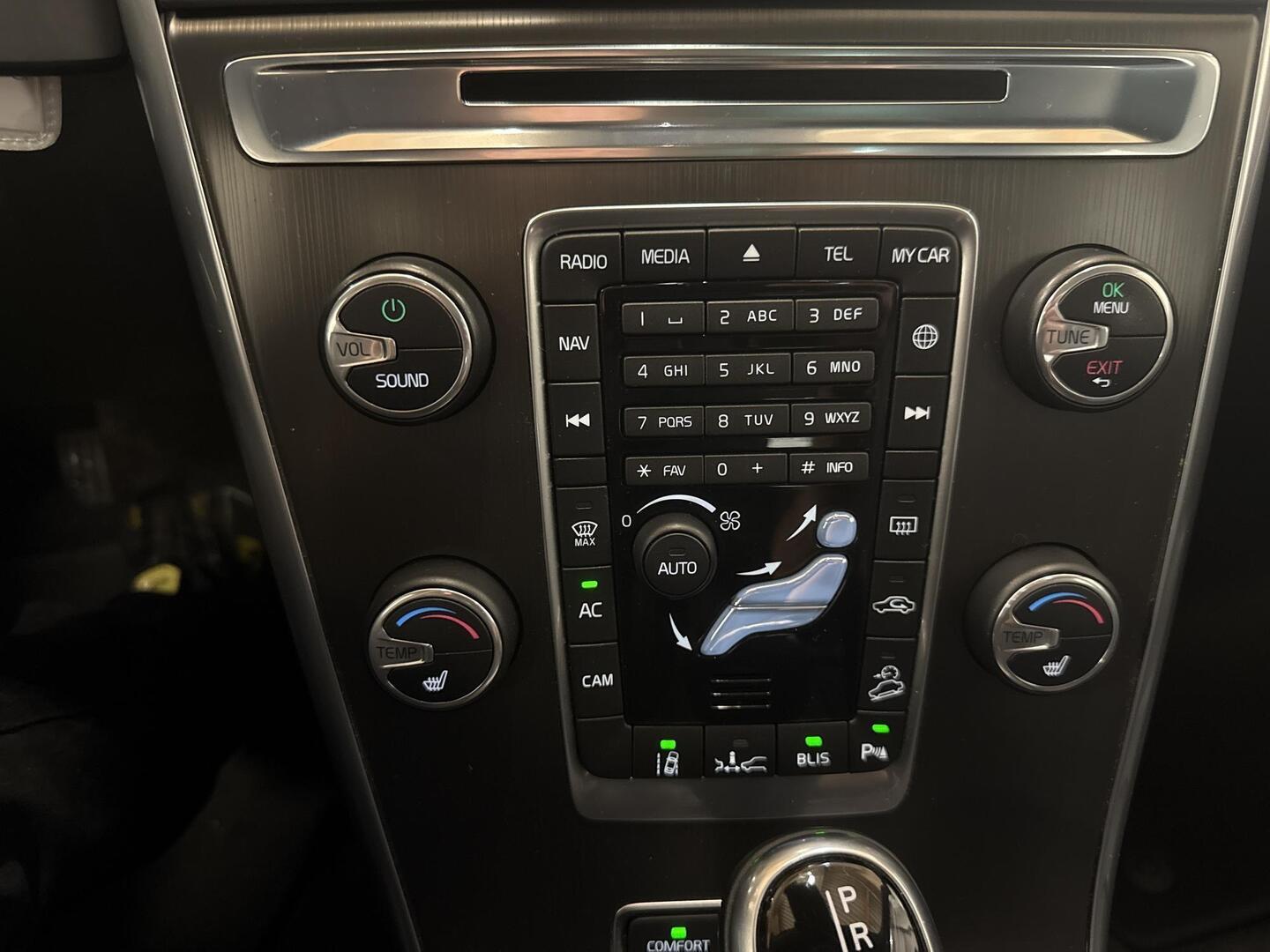 VOLVO XC60 2014