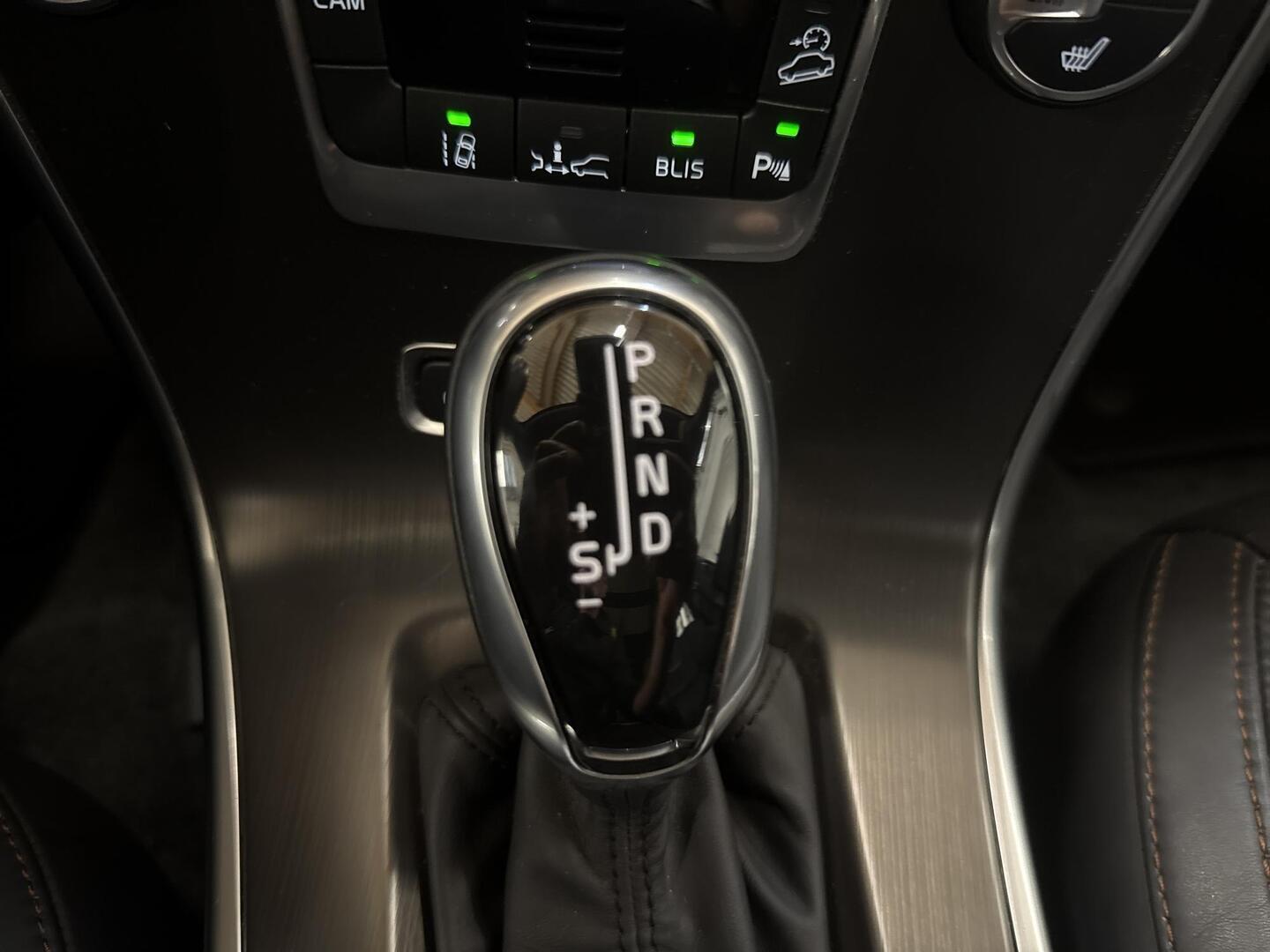 VOLVO XC60 2014