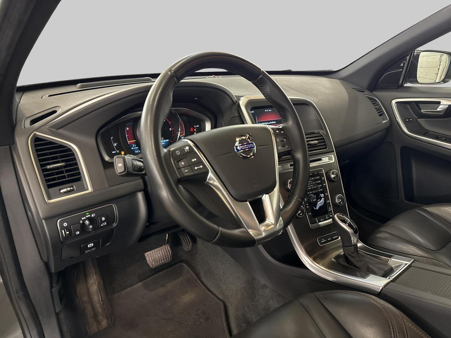 VOLVO XC60 2014
