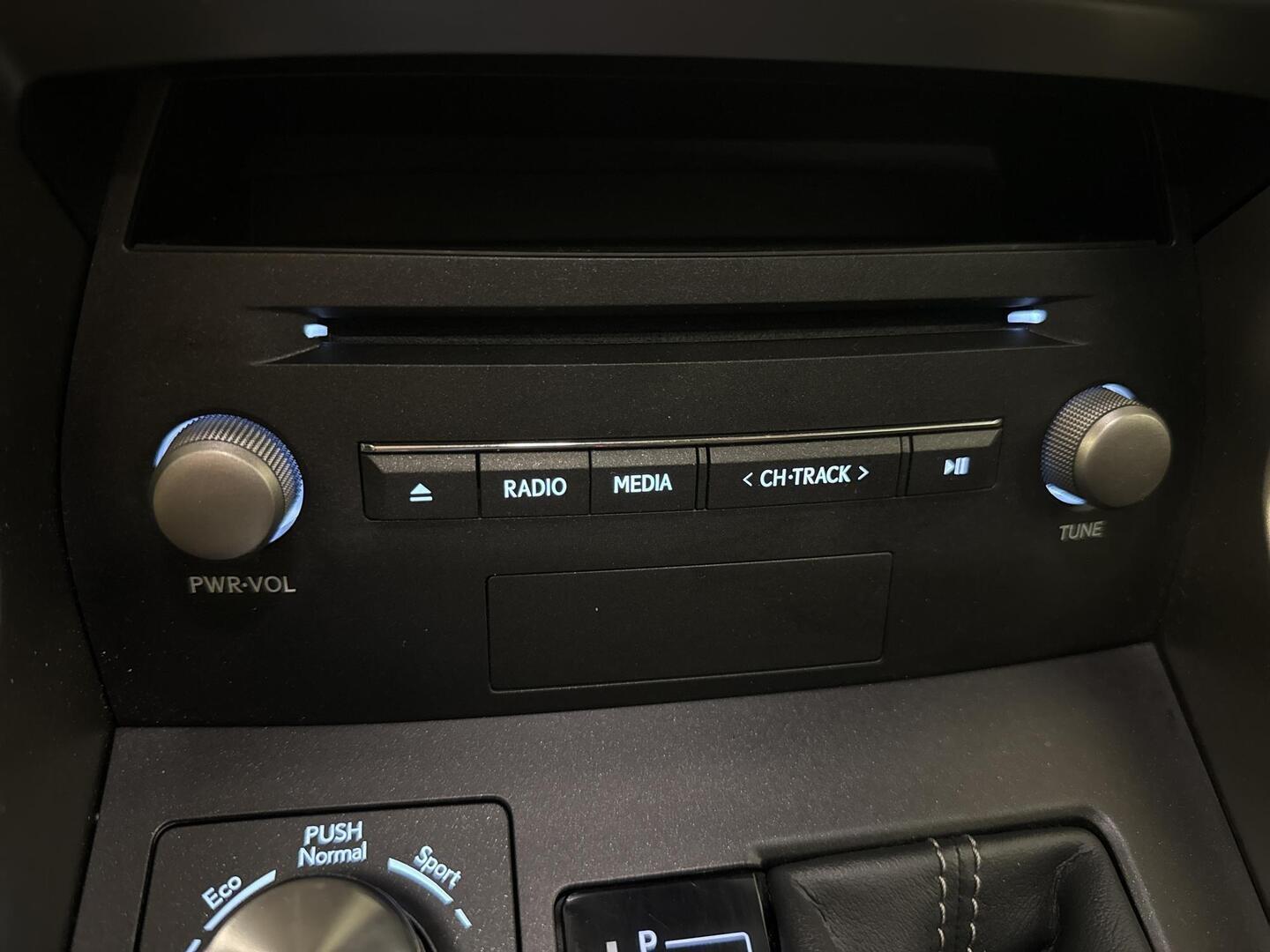 LEXUS NX 2018