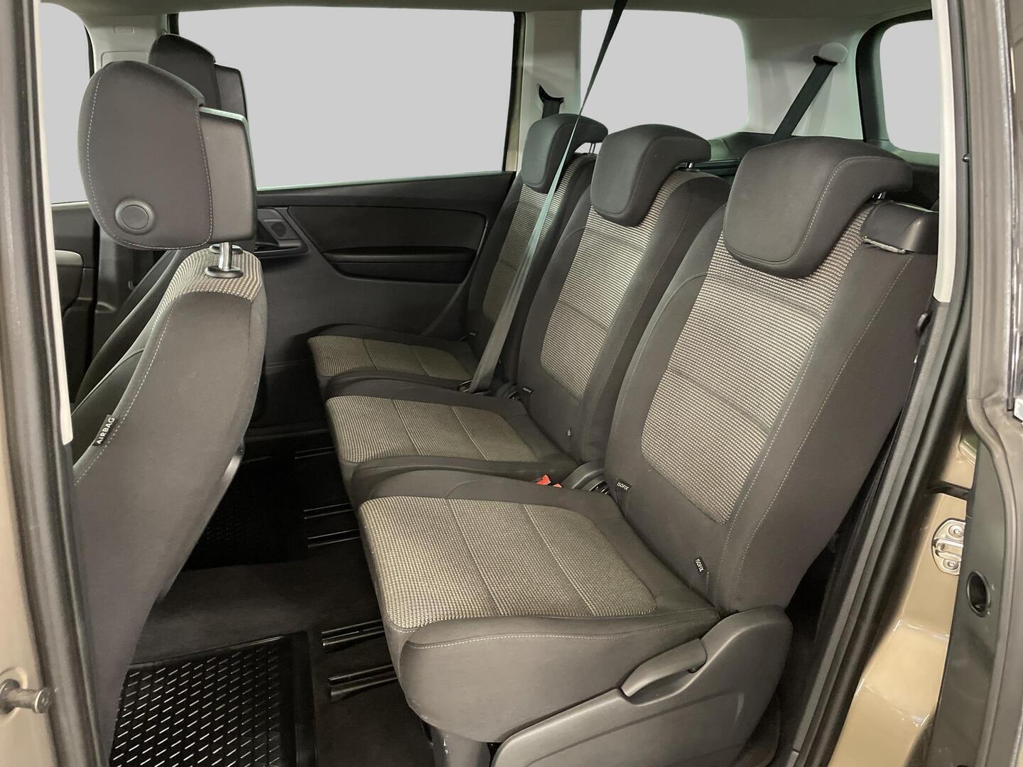 VOLKSWAGEN Sharan 2014